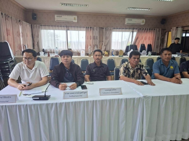 17-9-69 เข้าร่วมการประชุมเตรียมความพร้อมการจัดการแข่งขันกีฬานักเรียนสามร้อยยอด-ปราณบุรี