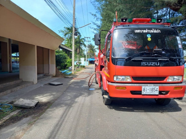 3พย.65 งานป้องกันฯ ดันท่อน้ำโรงเรียนสามร้อยยอดวิทยาคม