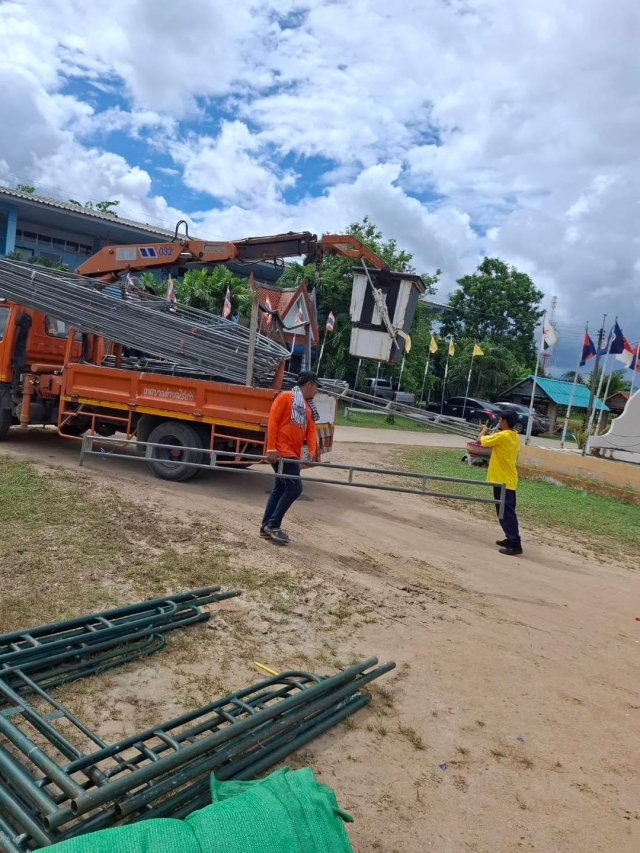 2-9-67 งานป้องกันฯ ช่างไฟฟ้า กองการศึกษา เก็บของงานกีฬา