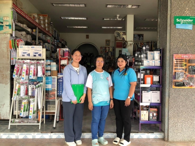 5-7-67 กองสาธารณสุขและสิ่งแวดล้อม ลงพื้นที่ตรวจสอบใบอนุญาตประกอบกิจการร้านแสงสว่าง