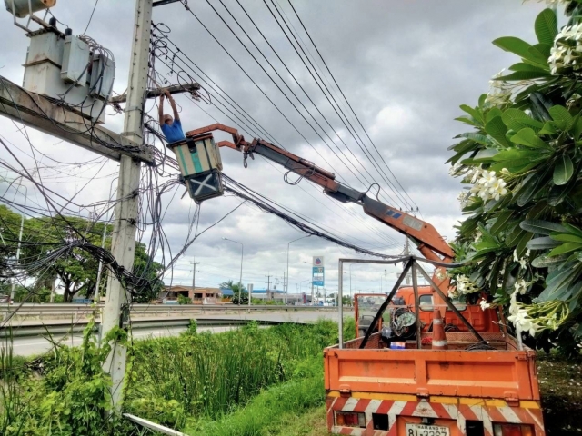 7-6-67 กองช่าง สำรวจและซ่อมไฟฟ้าในเขตเทศบาล