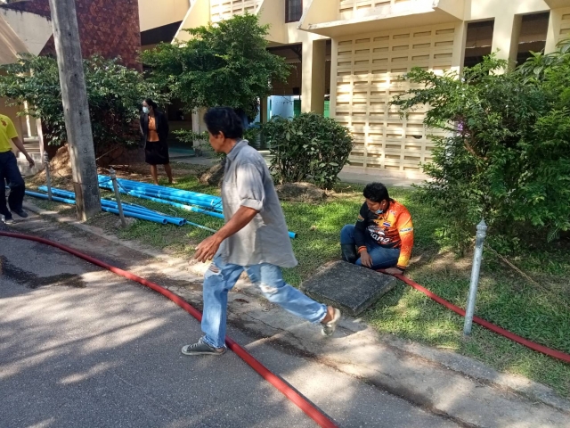 4พย.65ดันท่อรร.สามร้อยยอดและรดน้ำศูนย์พัฒนาเด็กเล็กวัดสามร้อยยอด