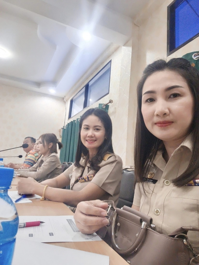11-6-67 สำนักปลัด ประชุมการจัดกิจกรรมเดิน วิ่ง ปั่น ธงตราสัญลักษณ์งานเฉลิมพระเกียรติฯ