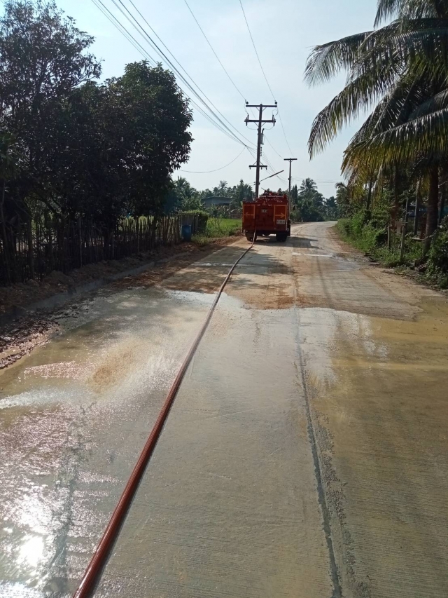 8 พ.ย. 65 งานป้องกันฯ ล้างถนนชอยโรงเรียนก็พัฒนศึกษา