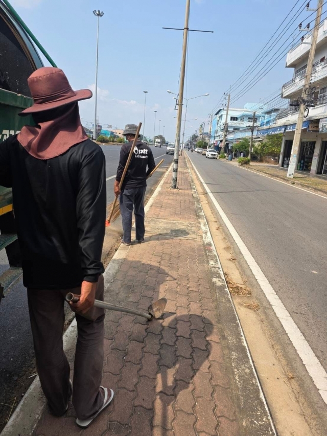 13-3-69 ดำเนินการซ่อมแซมทางเท้า (ฟุตพาท) ด้วยวัสดุโฟม บริเวณชุมชนตลาดไร่ใหม่